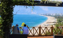 Antalya Konyaaltı Sahili yaza hazır!