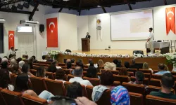 İzmir’de öğretmenlere yapay zekâ eğitimi