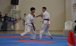 Bursa Yıldırımlı karatecilerden madalya yağmuru