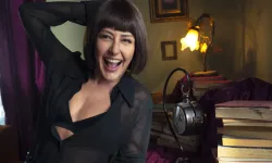 Melek Mosso'dan yeni imaj