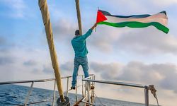 İsrail Sumud filosunu kuşatmaya başladı