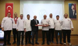 KAYÜ Aşçılık öğrencileri önlüklerini giydi