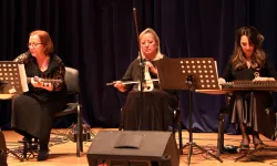 Sakarya'da 'Unutulmayan Şarkılar' yoğun ilgi gördü