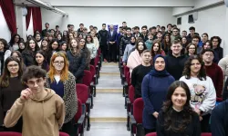 Sakarya'da Başkan Alemdar liselilerle buluştu