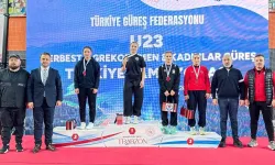 Trabzon'dan güreşte çifte şampiyonluk