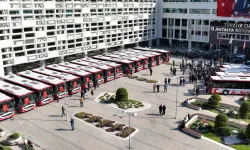 Antalya Büyükşehir'den toplu taşıma filosuna 19 yeni otobüs