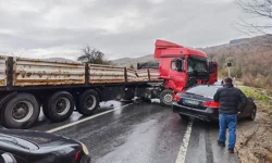 Düzce'de yağışlı hava kaza getirdi!
