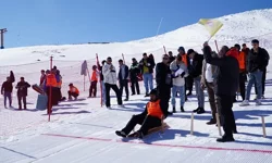 Erciyes'te Geleneksel Kızak Türkiye Şampiyonası heyecanı