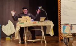 Gölcük'te Kütüphaneler Haftası'nda öğrencilere tiyatro keyfi