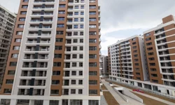 İzmir Örnekköy'deki kentsel dönüşümde anahtar teslim zamanı