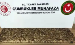 İzmir'den İtalya'ya kaçırılacaktı! 7 bin 550 sikke ve figür ele geçirildi