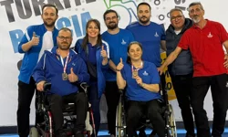 İzmir'in boccia takımı, bronz madalya ile döndü