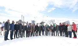 Kayseri Erciyes'te 'kökbörü' heyecanı