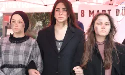 Kocaeli İzmit'te 'Bi Dünya Kadın' canlı heykel sergisi