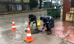 Kocaeli'de ekipler su baskını ve taşkın riskine karşı sahada