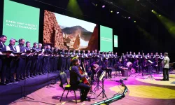 Konya Selçuklu'da ilahiler gönüllere dokundu