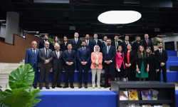 Memduh Büyükkılıç gençlerle buluştu