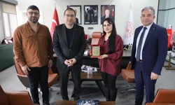 Ağrı'da Müdür Çelebi, genç yetenek Lavin Türfent'i ağırladı