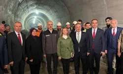 Bakan Uraloğlu'nda T26 tüneli sahasında kritik inceleme
