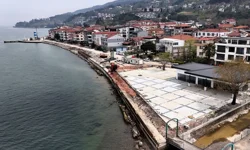 Dalga kırıcı Ulaşlı'da taşkınlarına 'dur' diyecek