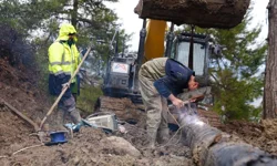Mersin'de zarar gören içme suyu hattına anında müdahale