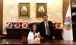 Minik Zeynep Kayseri Valisi oldu!