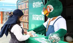 Roman kahramanları İzmit sokaklarında