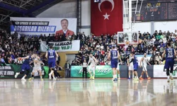 Sakarya Büyükşehir Basketbol Play-Off'ta Çiftlikköy'ü ağırlıyor