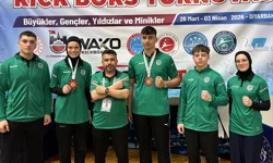 Sakaryalı KickBoksçular Diyarbakır'da zirveye uzandı