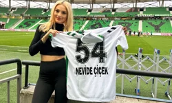 Sakaryaspor'dan Nevide Çiçek'e özel jest!