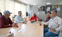 Mersin'de emekli evleri dayanışmanın merkezi oldu