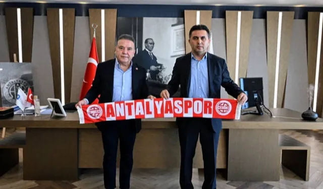 Başkan Böcek’e Antalyaspor’un yeni yönetiminden ziyaret