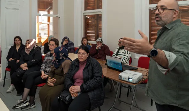 İzmirli anneler madde bağımlılığına karşı bilinçleniyor