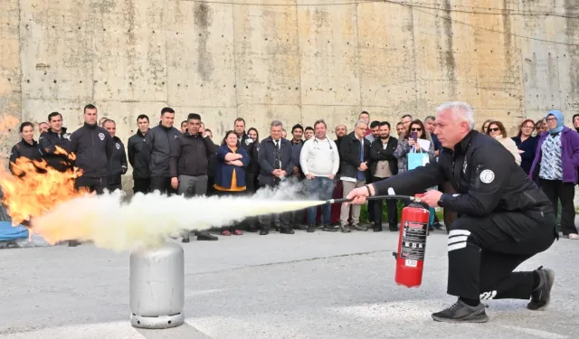 Manisa'da hastane personeline yangın eğitimi