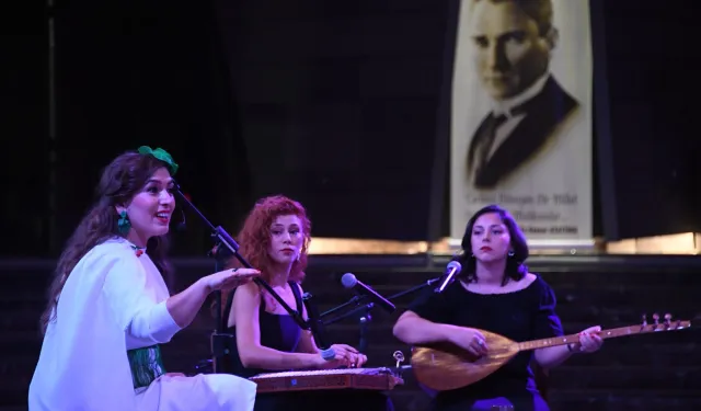 Bursa’nın kurtuluşu Osmangazi’de panel ve müzikalle anlatıldı