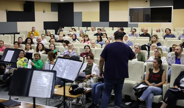 Sakarya'da TSM'nin eşsiz tınısında 'hüzzam' makamı