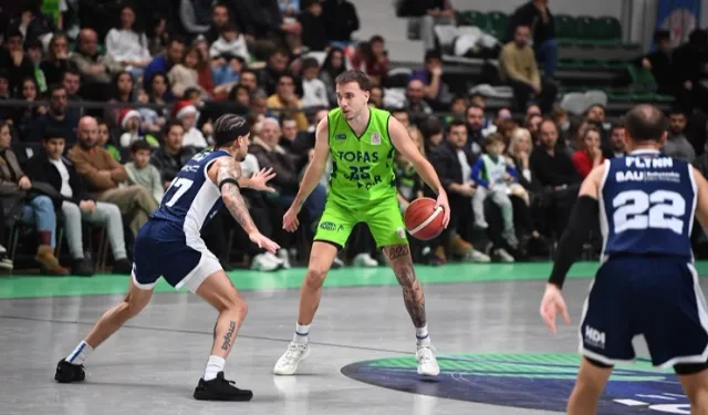 Tofaş Kolej'i finalde geçti