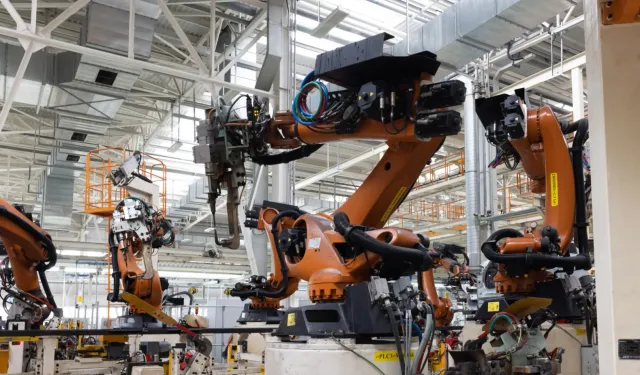 2024'te yatırım harcamaları 5,6 trilyon TL'yi aştı... Yatırımların yarısı makine ve teçhizata