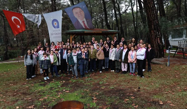 Antalya Büyükşehir'den gençlere izcilik programı