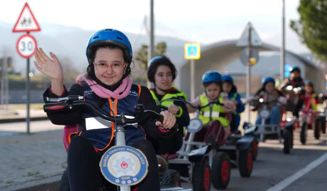 Oyak Renault'tan çocuklara yönelik yol güvenliği hamlesi