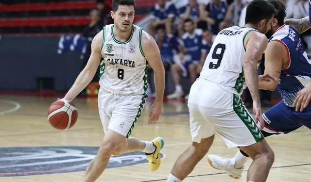 Sakarya Büyükşehir Basketbol parkeye çıkıyor