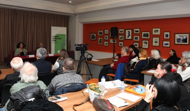 BUYAZ Öykü Onur Ödülü'nün sahibi Pelin Yılmaz