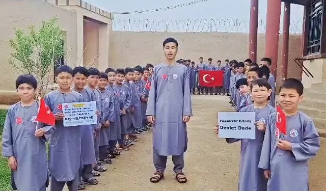 Afganistan'daki yetim çocuklardan 'Devlet Dede'ye teşekkür