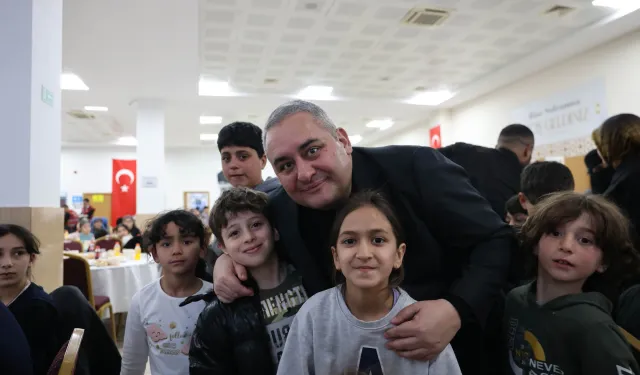 Ankara Keçiören'de yetim ve öksüz çocuklara özel sofra