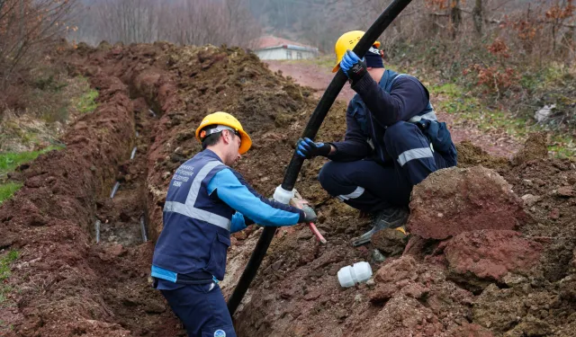 Sakarya Kamışlı'da 5 bin metrelik içme suyu hattı yenileniyor