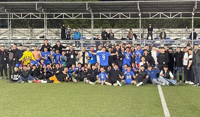 Çayırovalı genç futbolcular Türkiye Şampiyonası yolunda