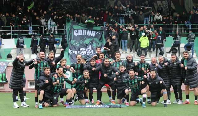 Borçkaspor şampiyonluk golüyle zirveye çıktı