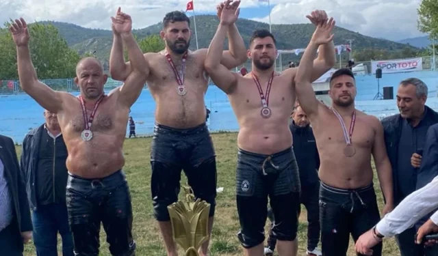Kağıtspor'un her branşta gücü ortada