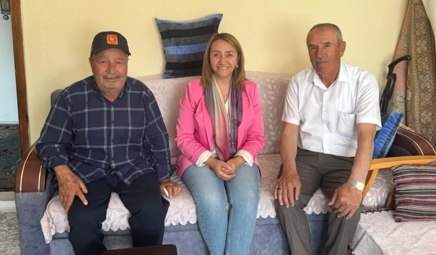 Başkan Tekin'den Kıbrıs Gazisi Rıza amcaya moral