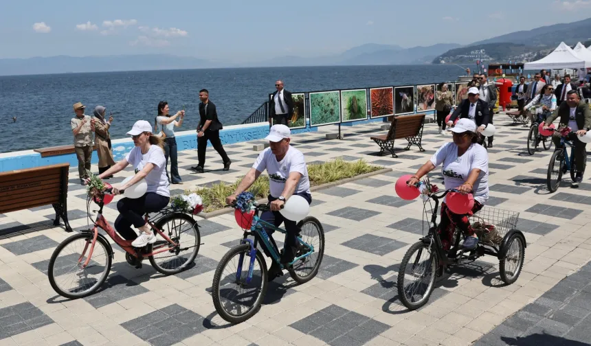 'Süslü Bisikletler’in pedalları Mudanya'da temiz çevreye çevrildi